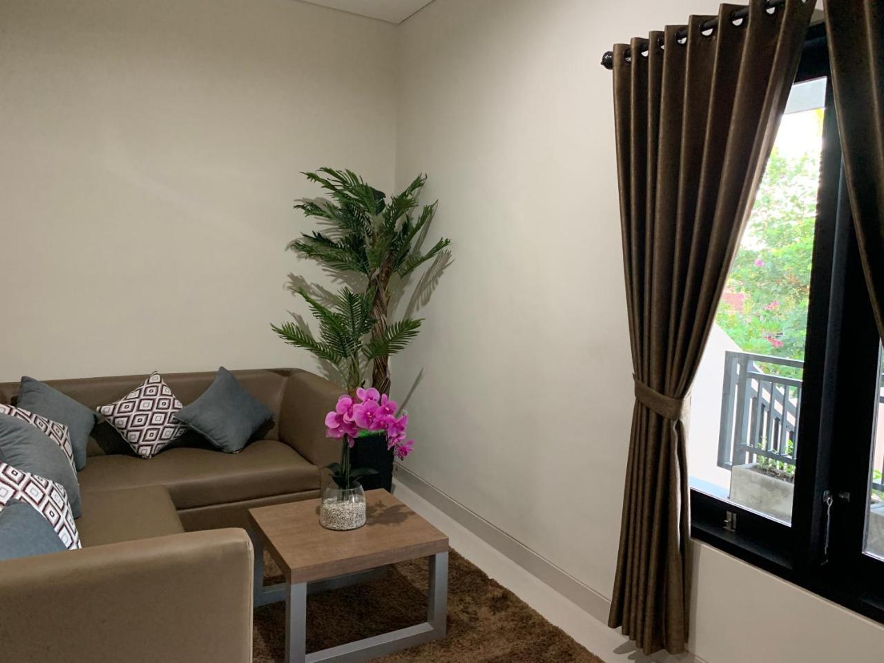Jonsen Homestay Canggu  Exterior photo